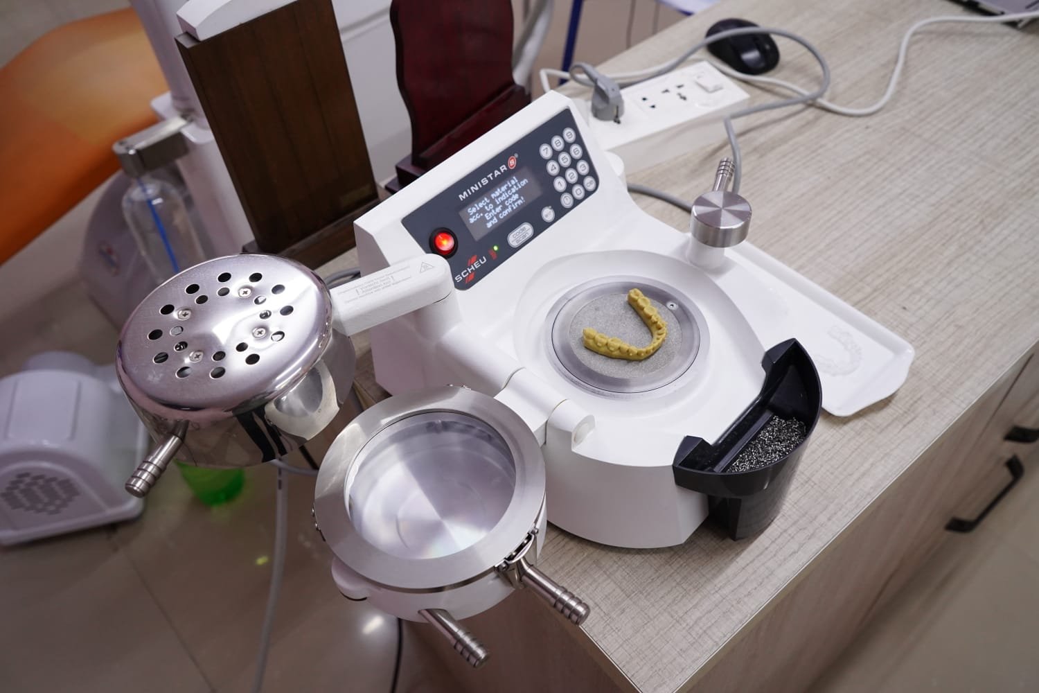 Digital Dental Tray Fabrication Machine